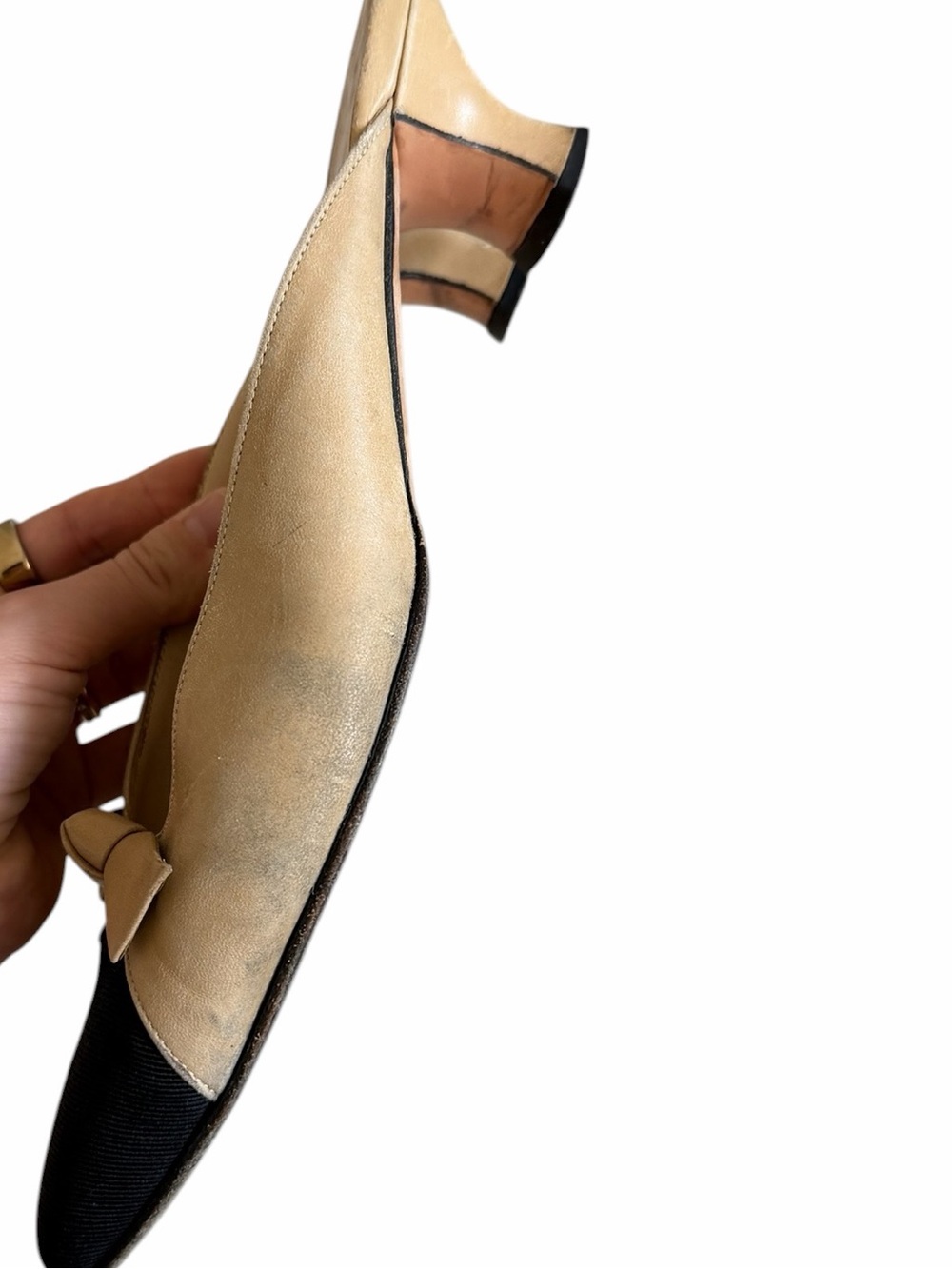 Salvatore Ferragamo Vintage Classic Two-Tone Bow Mules Black & Tan Women’s Heels - Picture 9 of 12